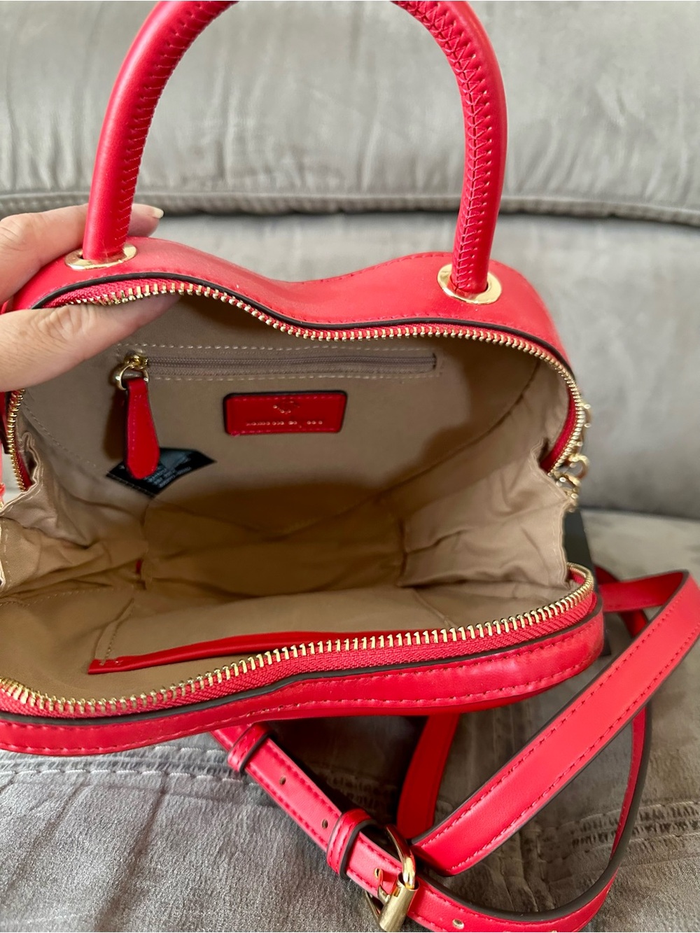 ❤️ Nanette Lepore Heart Crossbody Bag | Red Valentine’s Day Purse - Picture 12 of 12